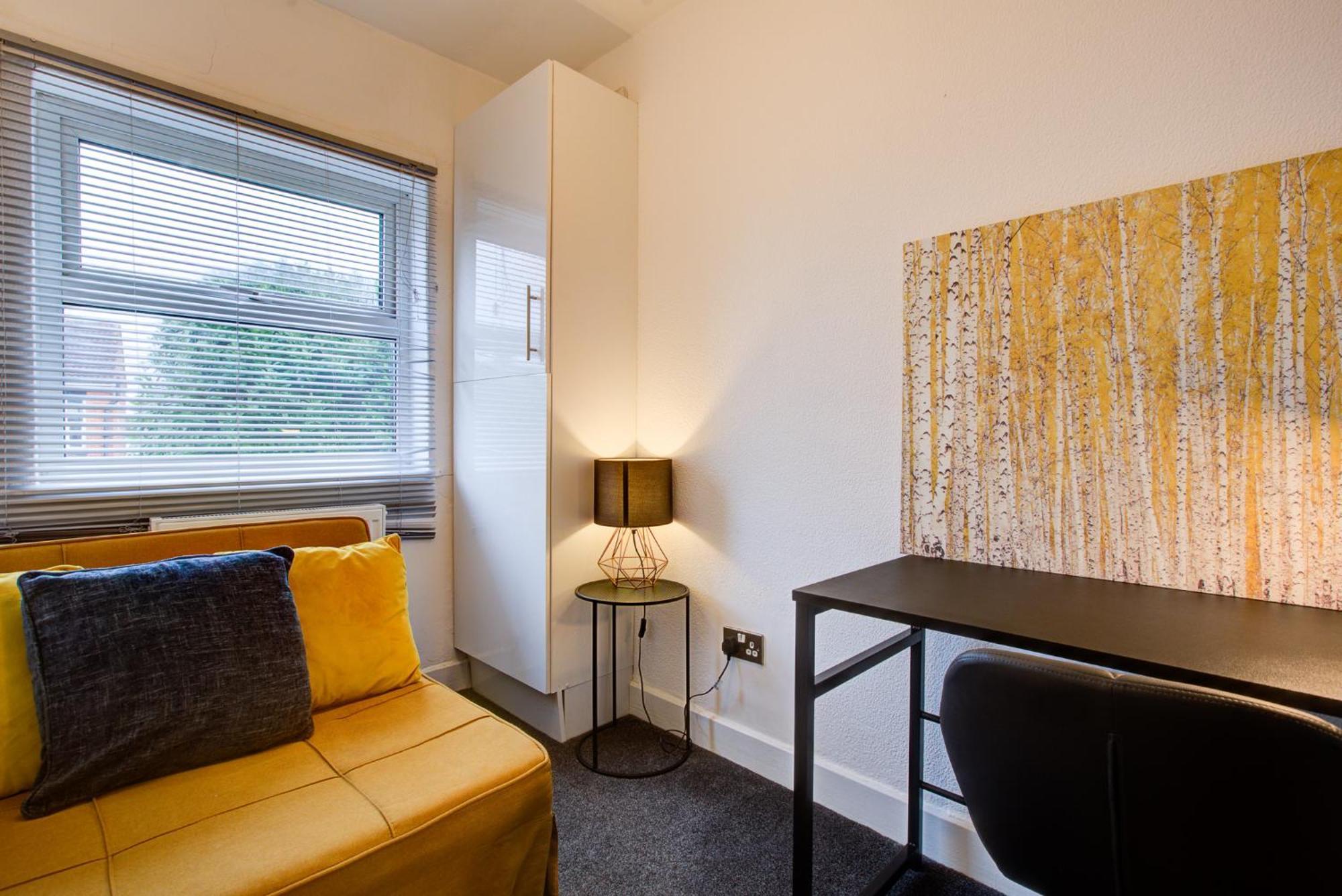 'Number 11' Central Colchester - Super Convenient 2 X Double Bed 1 X Single Bed Cottage Plus Office & Garden, 8 Min Walk Nth Station & Town Ctr, 2 Min Walk Local Shops & Restaurants מראה חיצוני תמונה