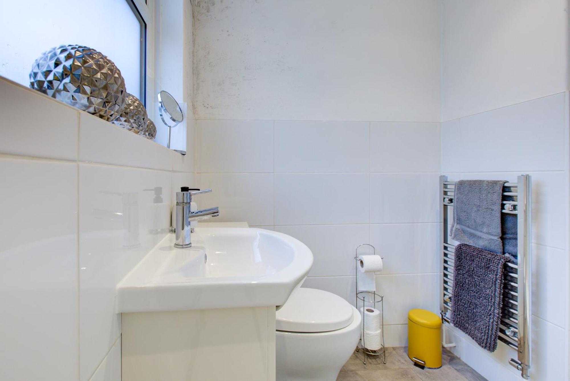 'Number 11' Central Colchester - Super Convenient 2 X Double Bed 1 X Single Bed Cottage Plus Office & Garden, 8 Min Walk Nth Station & Town Ctr, 2 Min Walk Local Shops & Restaurants מראה חיצוני תמונה